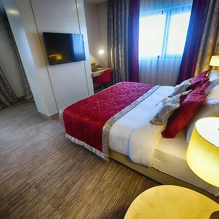 Kuhla Hotel 4*
